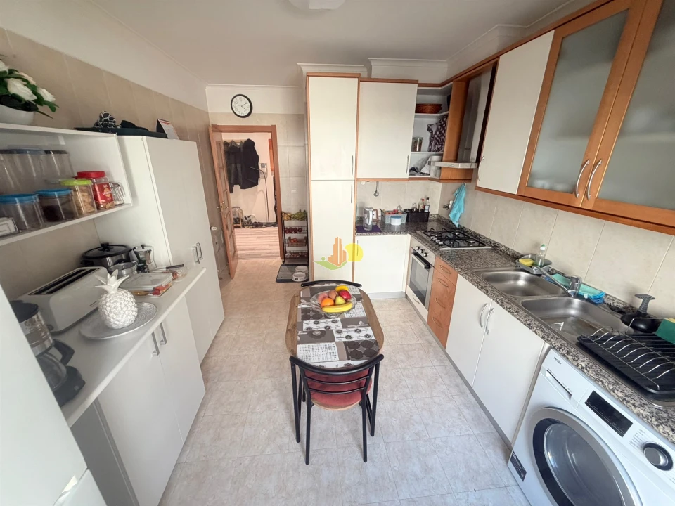 Apartamento T2 para Venda em Tavarede Foto 17