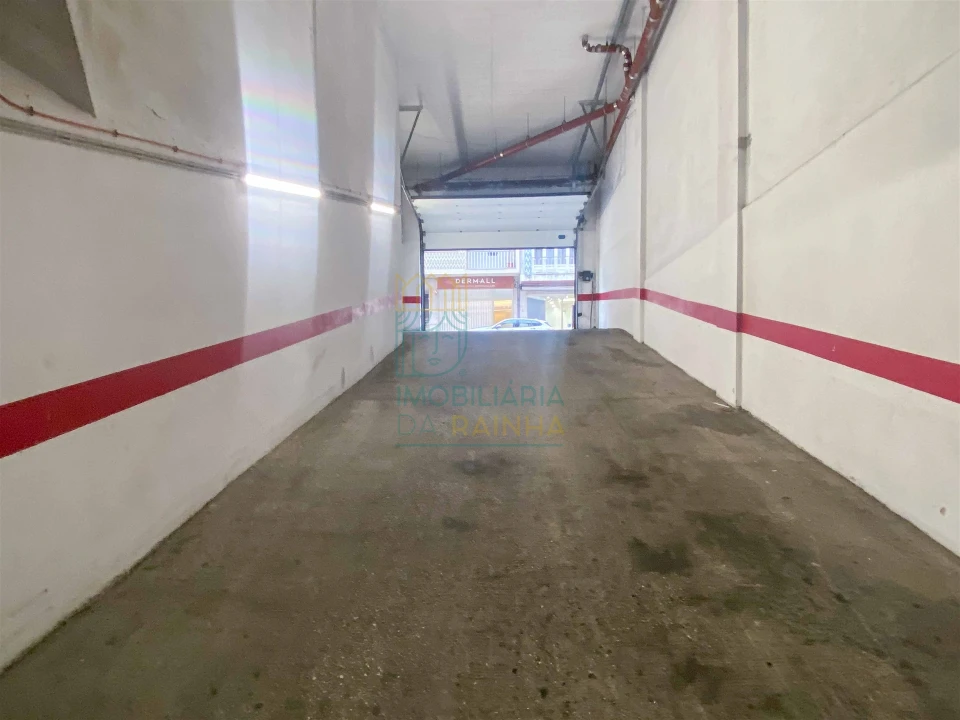 Garagem para Arrendamento em Nossa Senhora do Pópulo, Coto e São Gregório Foto 7
