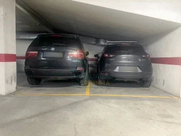 Garagem para Arrendamento em Nossa Senhora do Pópulo, Coto e São Gregório