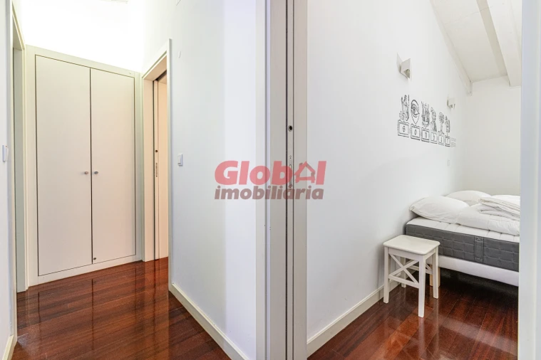 Apartamento T2 para Venda em Viseu Foto 7