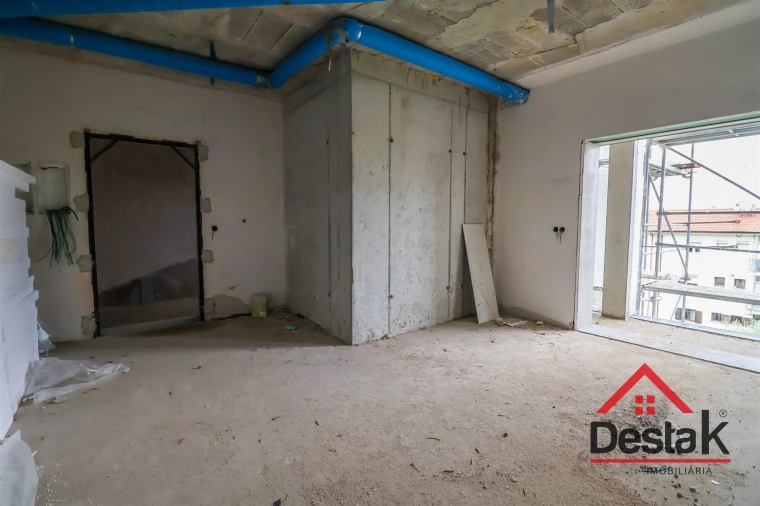 Apartamento T1 para Venda em Viseu Foto 3