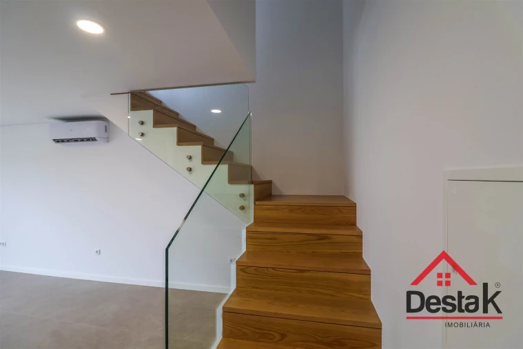 Apartamento T3 para Arrendamento em Ranhados Foto 8