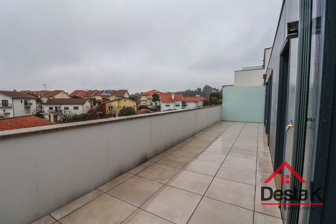 Apartamento T3 para Arrendamento em Ranhados Foto 12