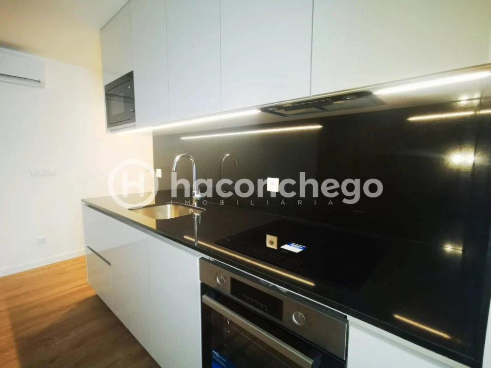 Apartamento T1 para Venda em Arcozelo Foto 15