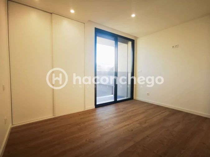 Apartamento T1 para Venda em Arcozelo Foto 22