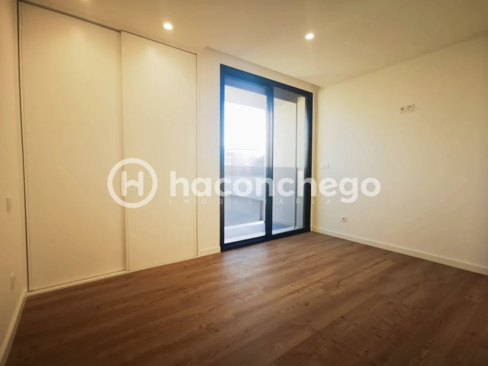 Apartamento T1 para Venda em Arcozelo Foto 22