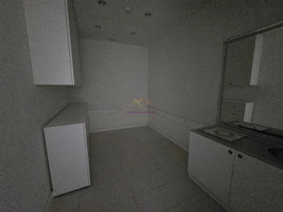 Loja para Arrendamento em União das Freguesias de Setúbal Foto 22