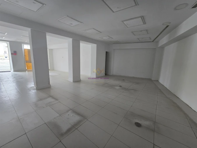 Loja para Arrendamento em União das Freguesias de Setúbal Foto 5