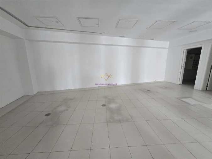 Loja para Arrendamento em União das Freguesias de Setúbal Foto 10