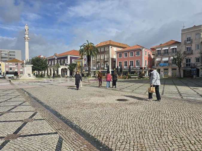 Loja para Arrendamento em União das Freguesias de Setúbal Foto 17