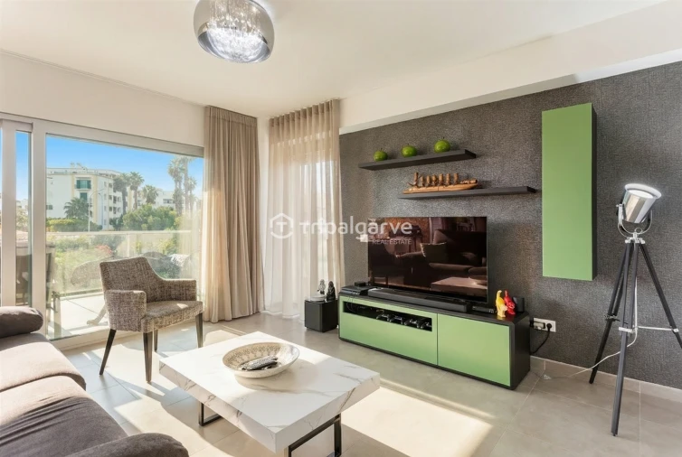 Apartamento T3 para Venda em Albufeira e Olhos de Água Foto 8