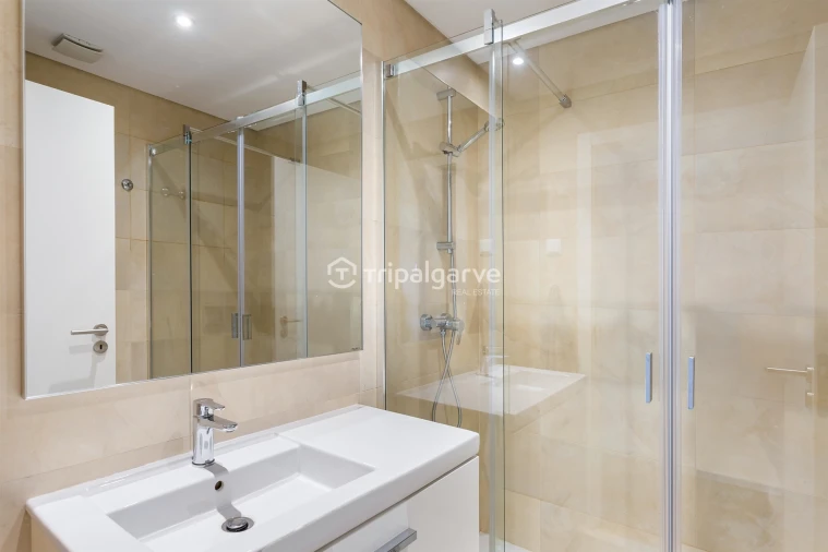 Apartamento T3 para Venda em Albufeira e Olhos de Água Foto 24