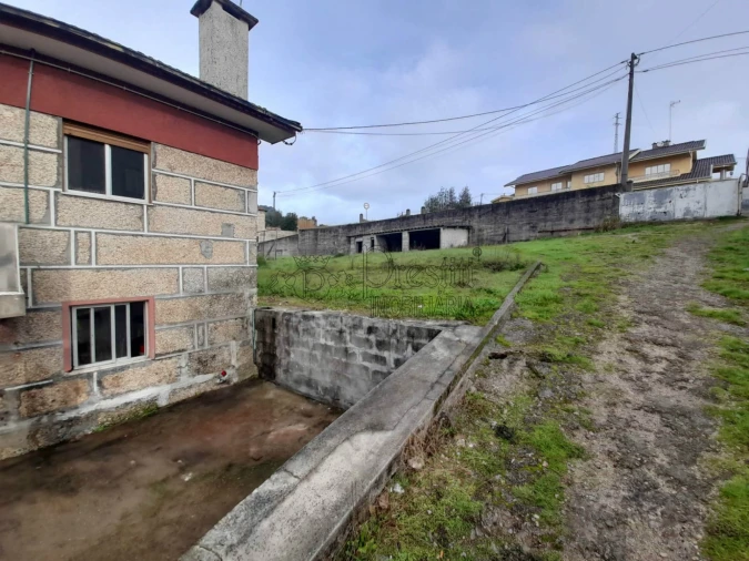 Moradia T3 para Venda em Vila Boa de Quires e Maureles Foto 4