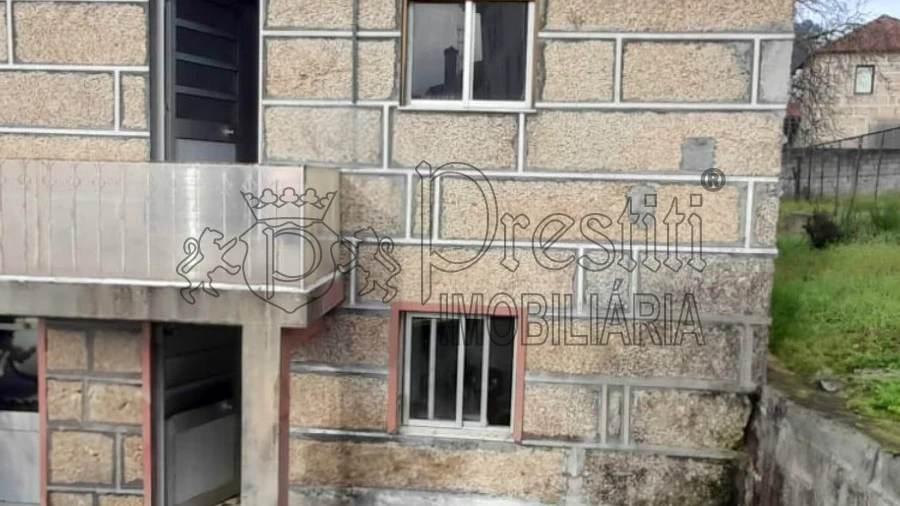 Moradia T3 para Venda em Vila Boa de Quires e Maureles