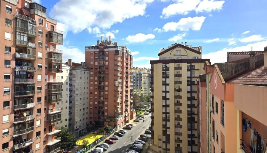 Apartamento T2 para Venda em Algueirão-Mem Martins Foto 23