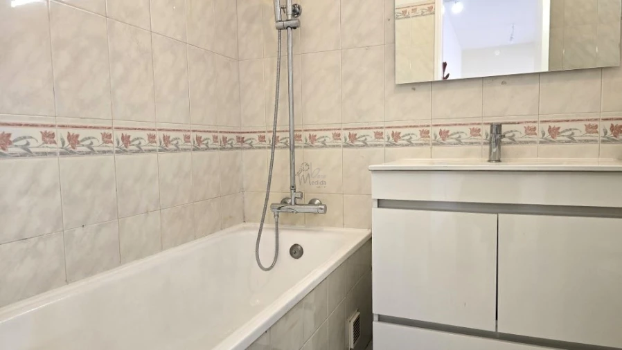 Apartamento T2 para Venda em Algueirão-Mem Martins Foto 15