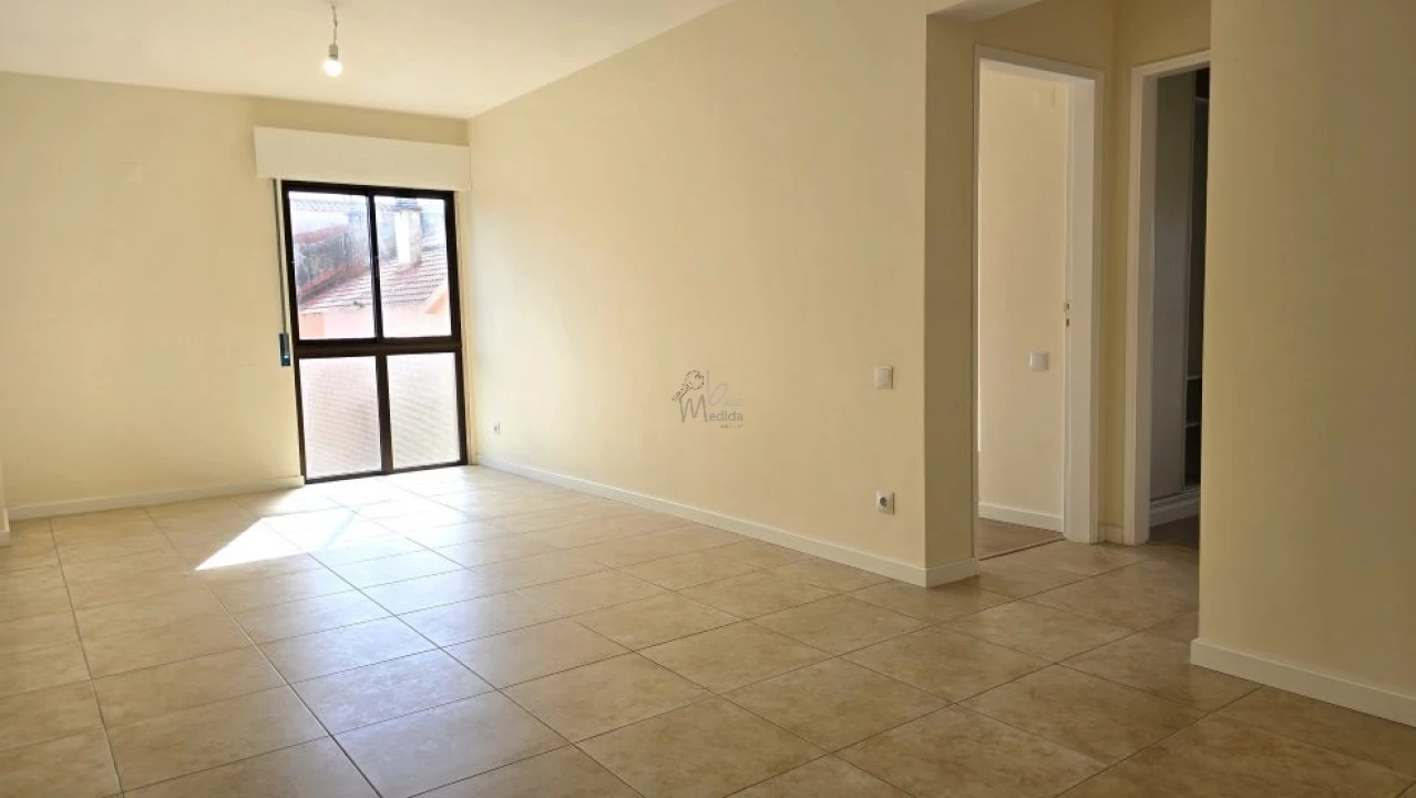 Apartamento T2 para Venda em Algueirão-Mem Martins Foto 6