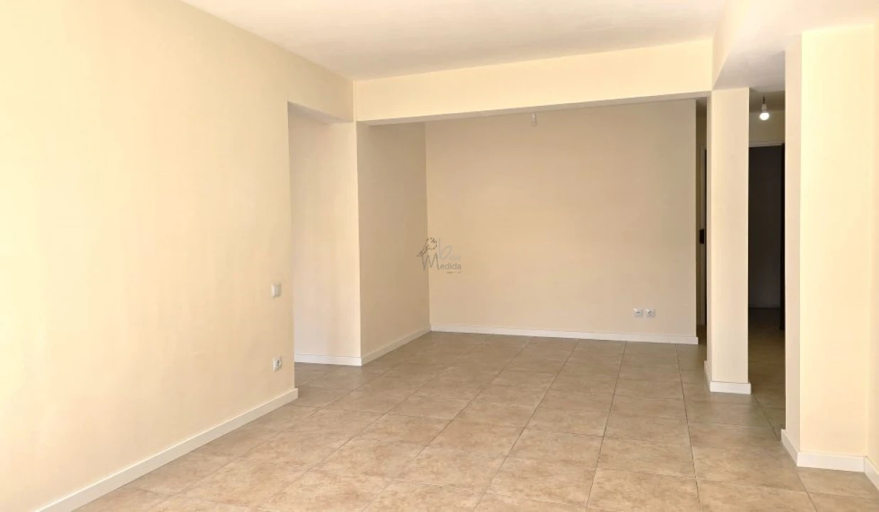 Apartamento T2 para Venda em Algueirão-Mem Martins Foto 10
