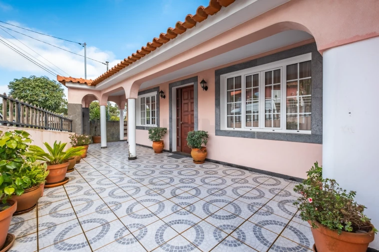 Moradia T3 para Venda em Santo Antonio da Serra Foto 32