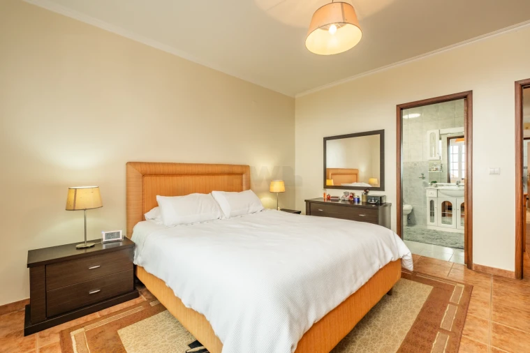 Moradia T3 para Venda em Santo Antonio da Serra Foto 4