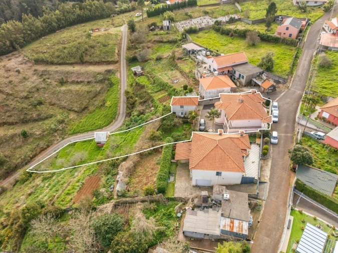 Moradia T3 para Venda em Santo Antonio da Serra Foto 52