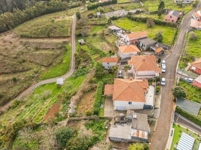 Moradia T3 para Venda em Santo Antonio da Serra Foto 51