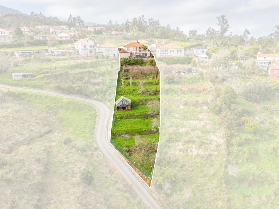 Moradia T3 para Venda em Santo Antonio da Serra Foto 50