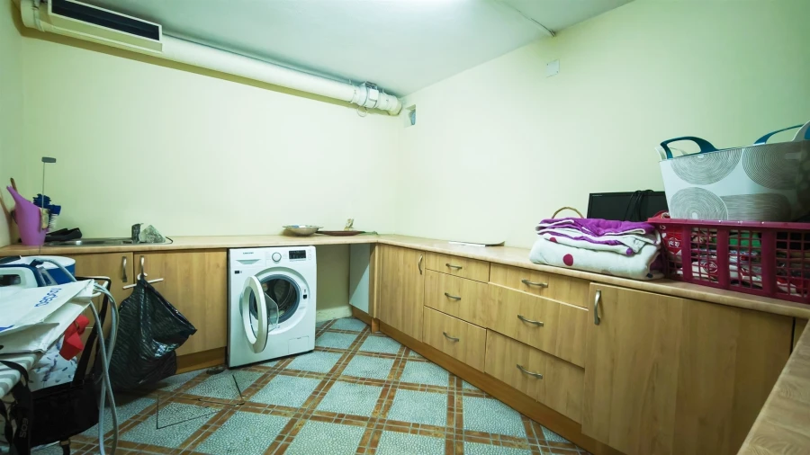 Moradia T3 para Venda em Albufeira e Olhos de Água Foto 45