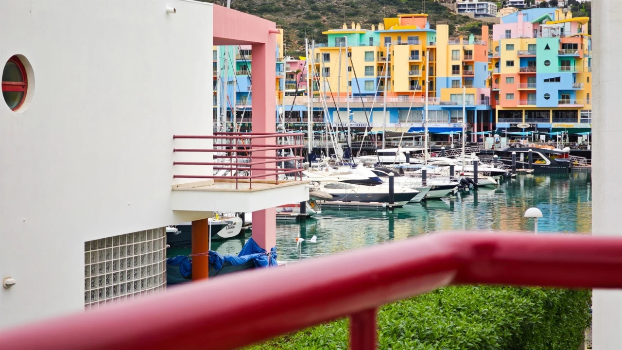 Moradia T3 para Venda em Albufeira e Olhos de Água Foto 31