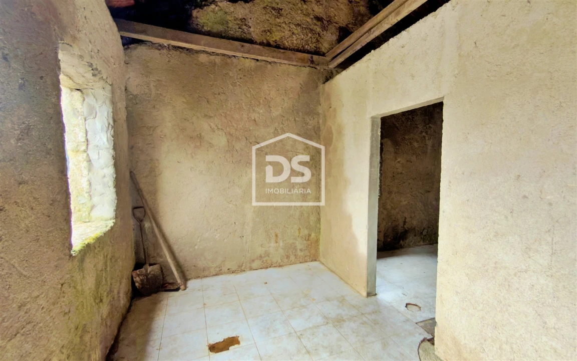 Moradia T2 para Venda em Vilela Foto 10