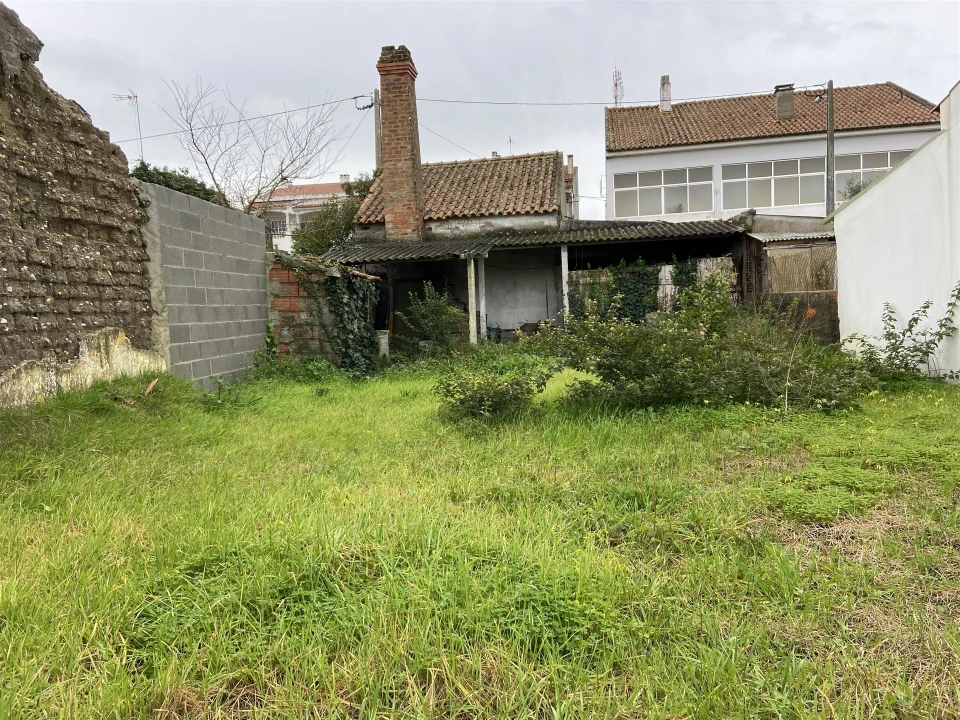 Moradia T0 para Venda em Vieira de Leiria Foto 8