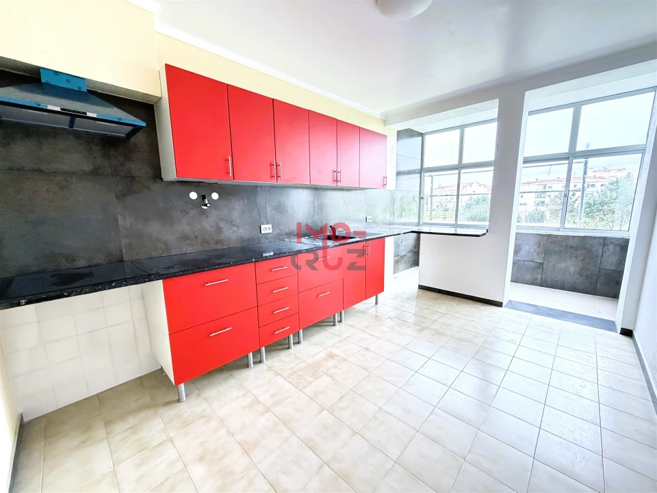 Apartamento T3 para Venda em Caldas da Rainha - Santo Onofre e Serra do Bouro Foto 1