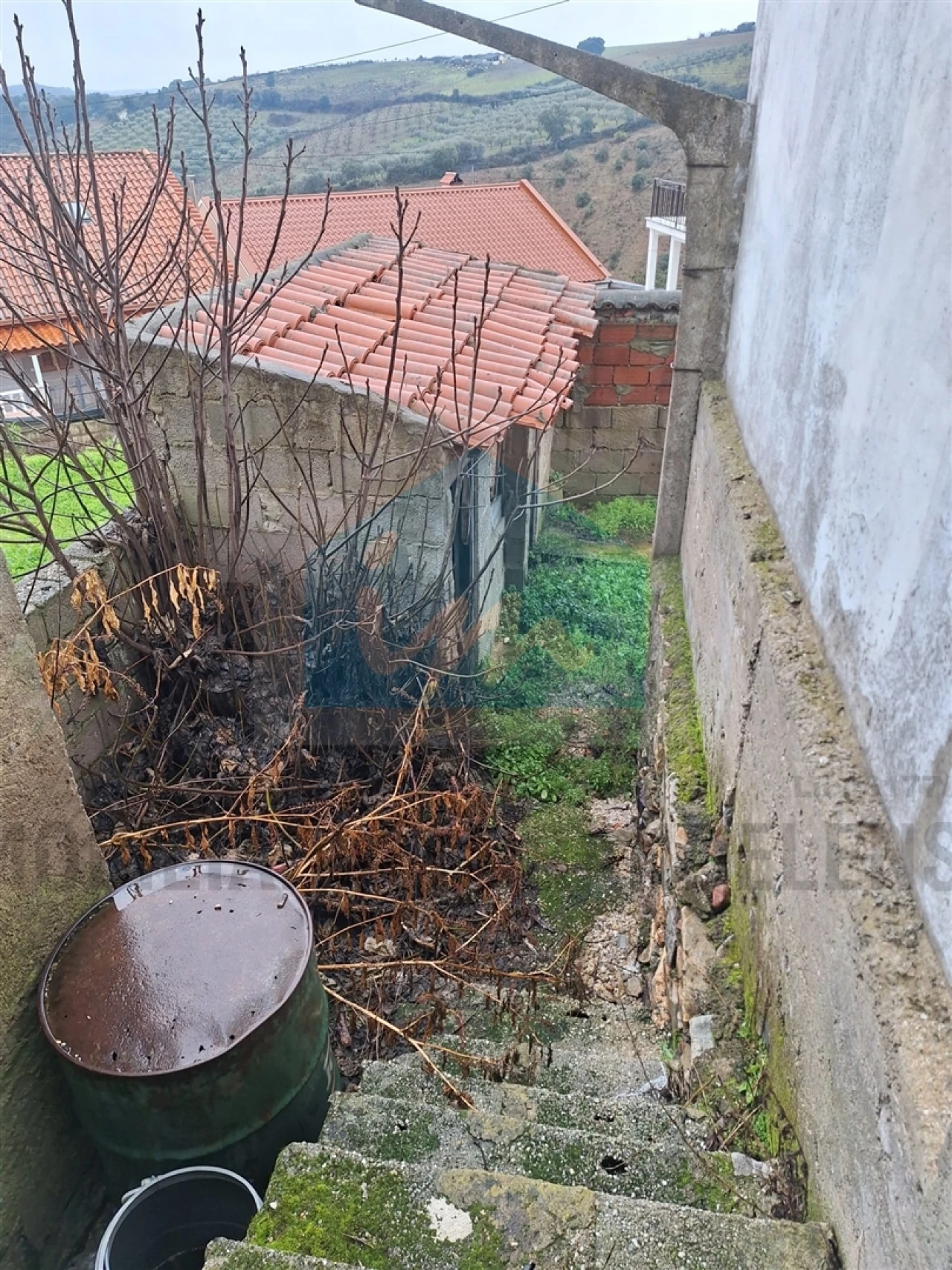 Moradia T0 para Venda em Carva e Vilares Foto 14