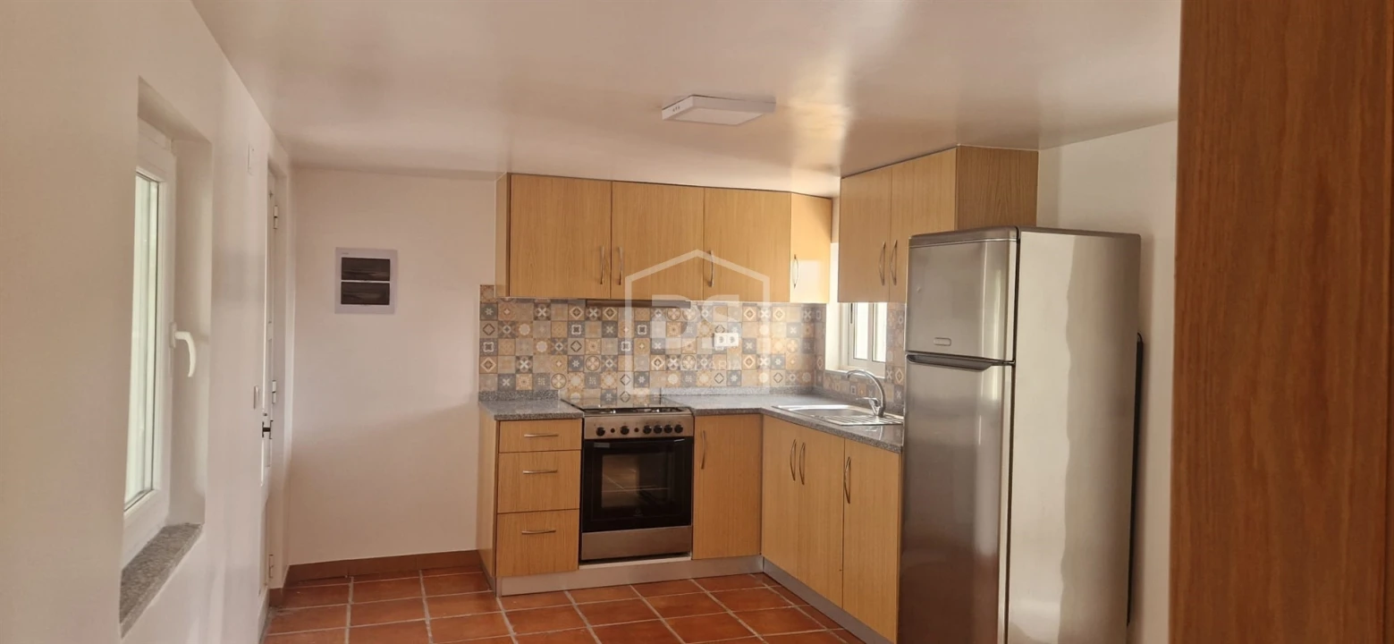 Moradia T3 para Venda em Currelos, Papízios e Sobral Foto 2