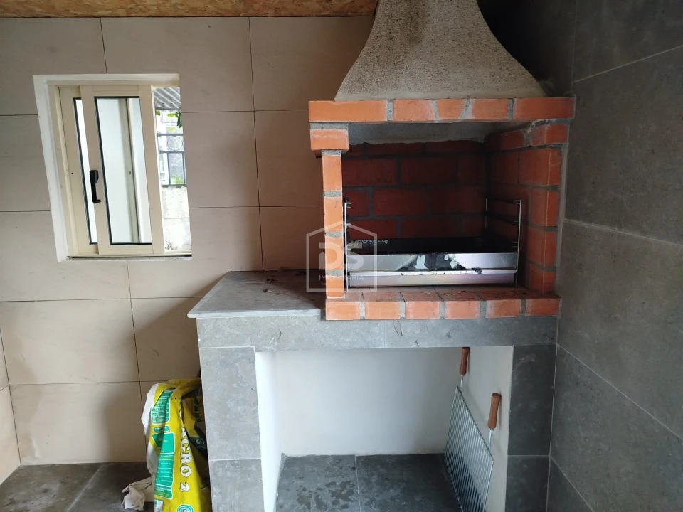 Moradia T3 para Venda em Currelos, Papízios e Sobral Foto 24