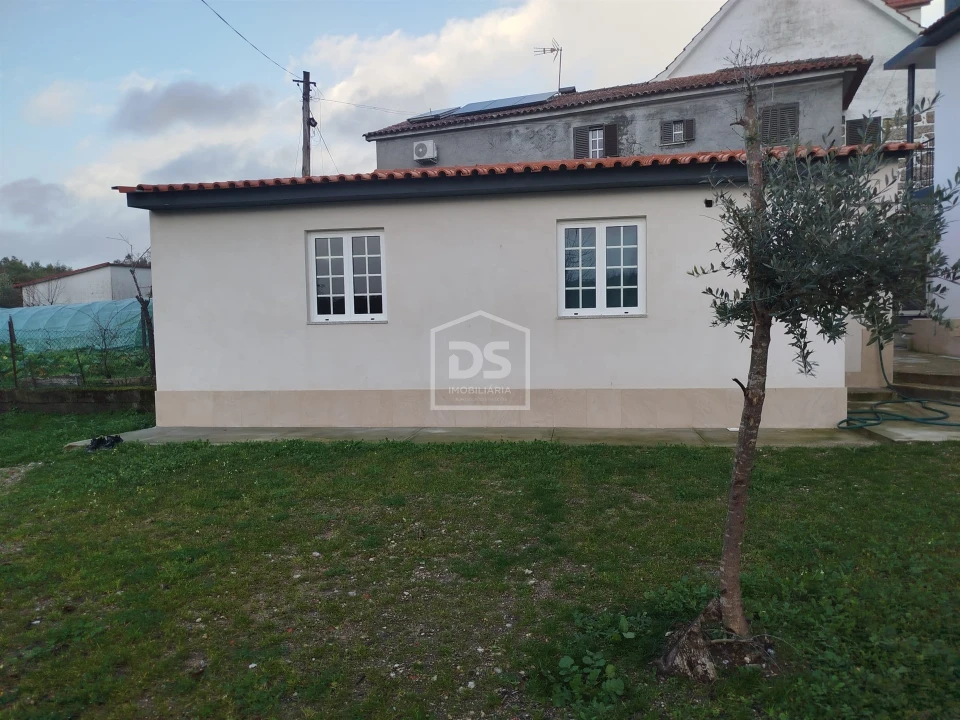 Moradia T3 para Venda em Currelos, Papízios e Sobral Foto 38