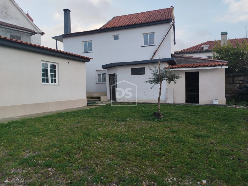 Moradia T3 para Venda em Currelos, Papízios e Sobral Foto 34