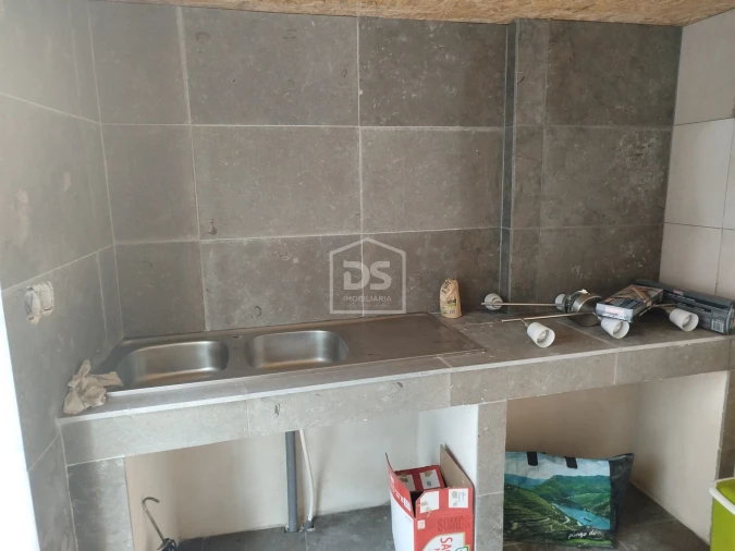 Moradia T3 para Venda em Currelos, Papízios e Sobral Foto 26