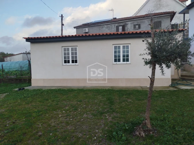 Moradia T3 para Venda em Currelos, Papízios e Sobral Foto 38