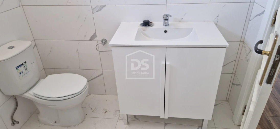 Moradia T3 para Venda em Currelos, Papízios e Sobral Foto 16