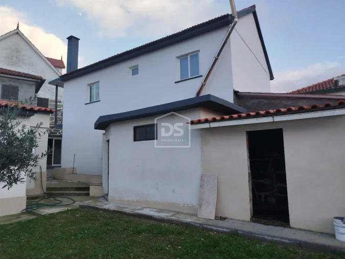 Moradia T3 para Venda em Currelos, Papízios e Sobral Foto 37