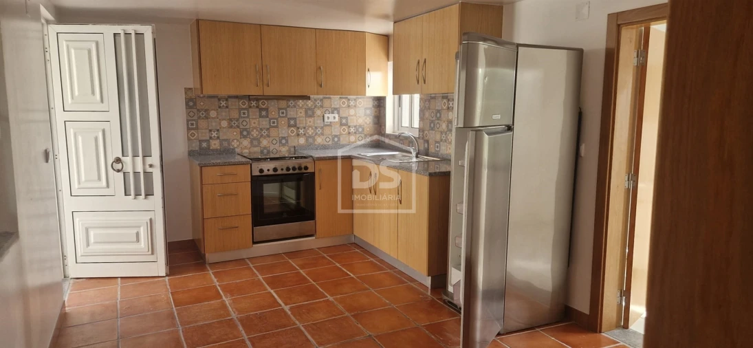 Moradia T3 para Venda em Currelos, Papízios e Sobral Foto 5