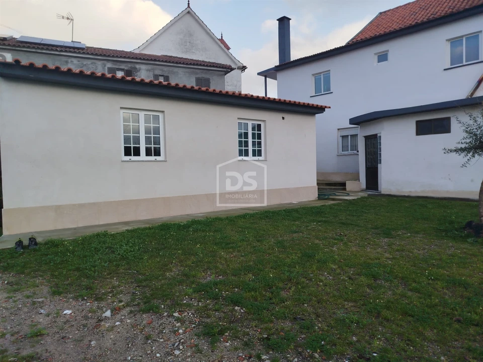 Moradia T3 para Venda em Currelos, Papízios e Sobral Foto 36