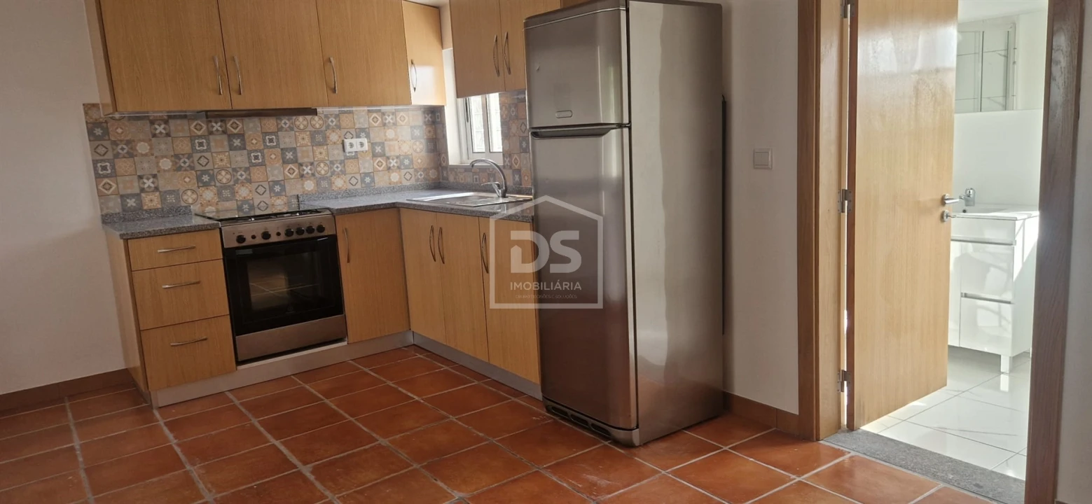 Moradia T3 para Venda em Currelos, Papízios e Sobral Foto 6