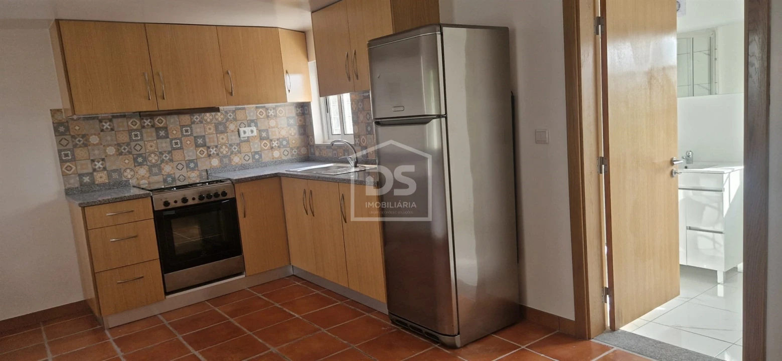 Moradia T3 para Venda em Currelos, Papízios e Sobral Foto 7