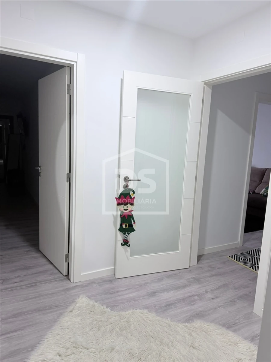 Apartamento T3 para Venda em Currelos, Papízios e Sobral Foto 4