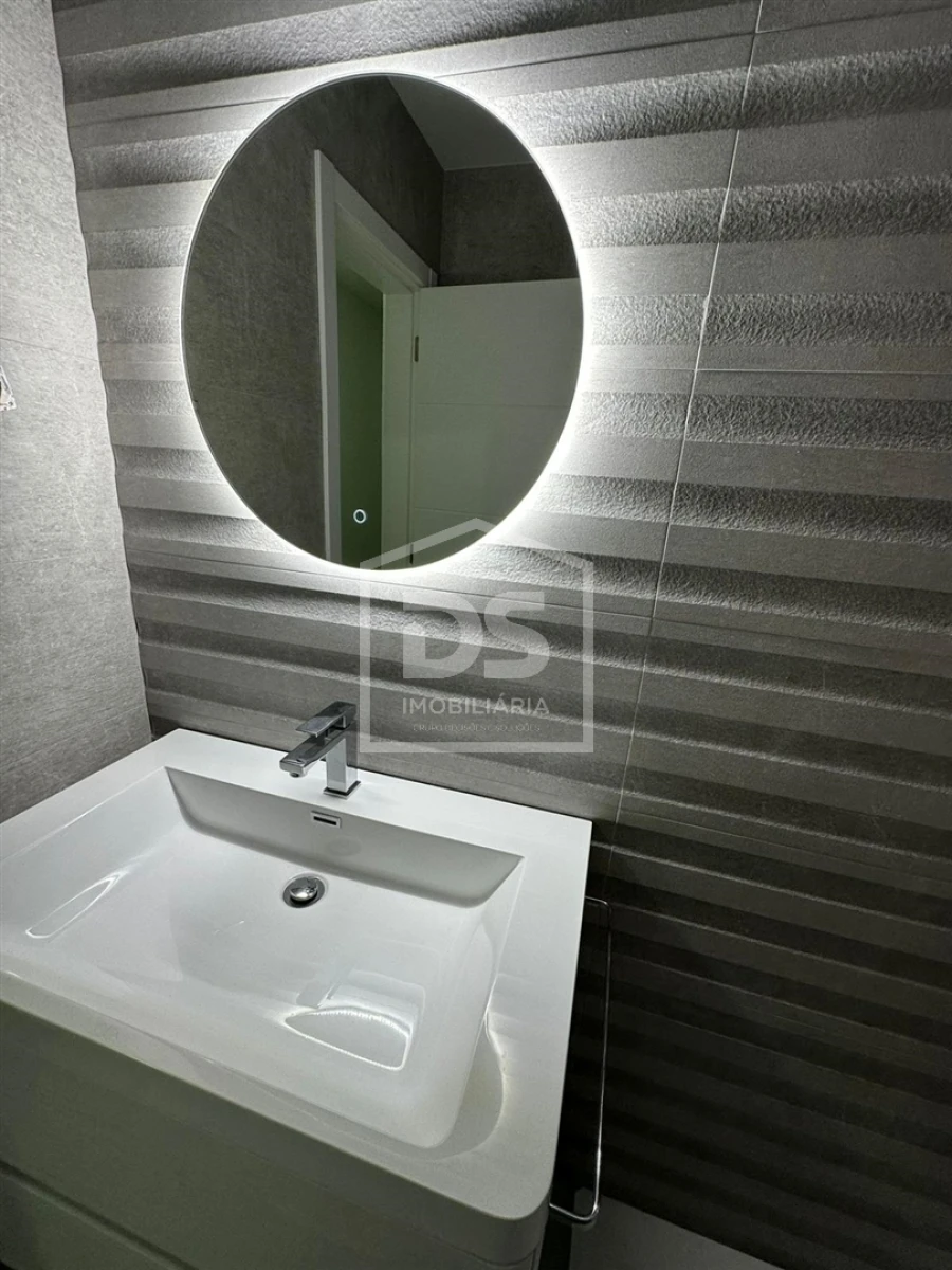 Apartamento T3 para Venda em Currelos, Papízios e Sobral Foto 17