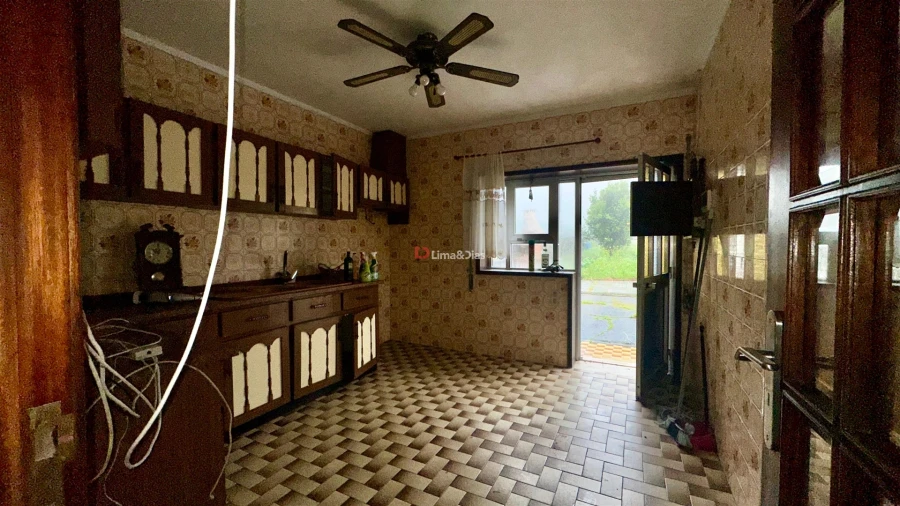 Moradia T3 para Venda em Arcozelo Foto 17