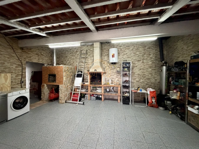 Moradia T4 para Venda em Alhadas Foto 38