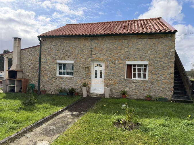 Moradia T4 para Venda em Alhadas Foto 1